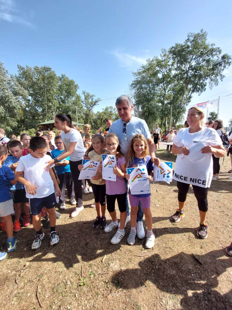 IMG-f8ceab0554a95f00c8a1d297d49ffdc9-V.jpg IMG-f8ceab0554a95f00c8a1d297d49ffdc9-V.jpg